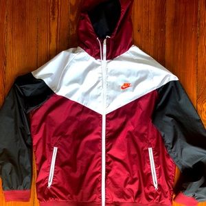 Nike Men’s red/white/black windrunner